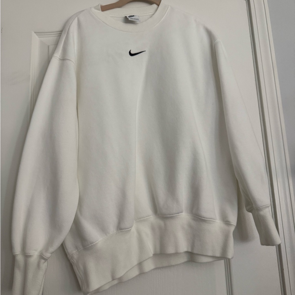 Nike Ivory Crewneck Sweatshirt